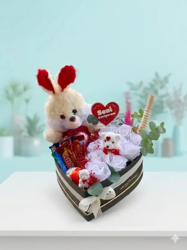 Siyah Kutu Peluş Tavlanlı Karışık Çikolata - Atakum Çiçekçim